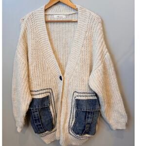 Alicedudu Pocket Decor Drop Shoulder Oversized Chunky Knit Cardigan Cream Size M